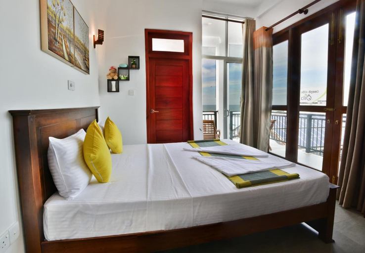 Bedroom 4, Rominrich, Hikkaduwa