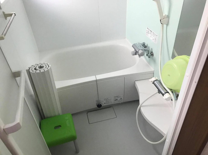 Bathroom 5, Minshuku Cress, Biei