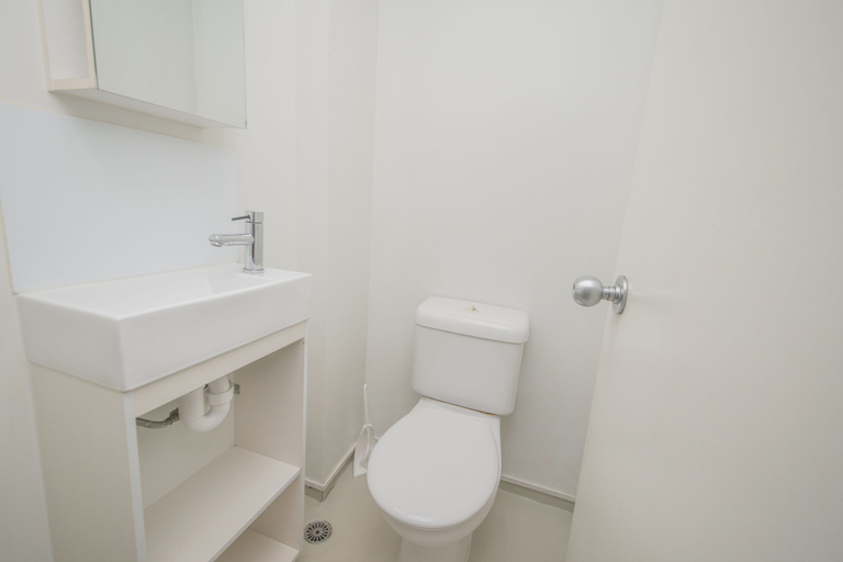 Bathroom 3, Columbia Apartments, Waitakere