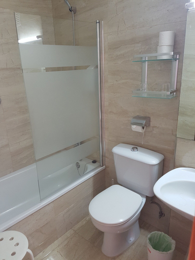Bathroom 4, Hostal Bahía, Cádiz