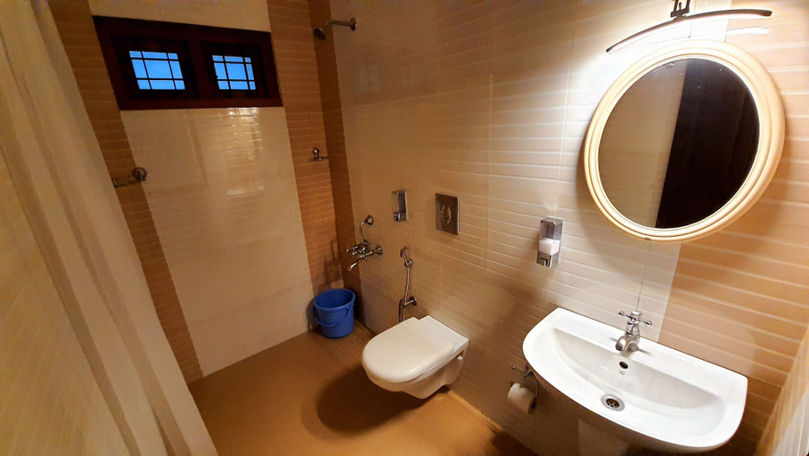 Bathroom 4, Avadale Masinagudi - Stag Groups Not Allowed, The Nilgiris