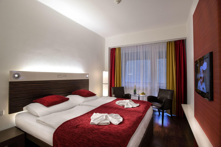 Bedroom 1, Wellness Hotel GREEN PARADISE, Karlovy Vary