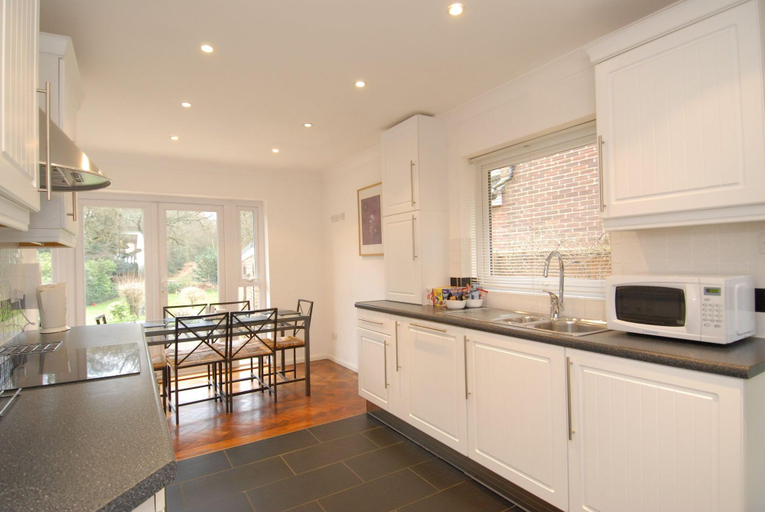 Public Area, Abacus Bed and Breakfast, Hampshire