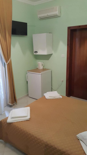Bedroom 4, Vicky's Guesthouse, Ionian Islands