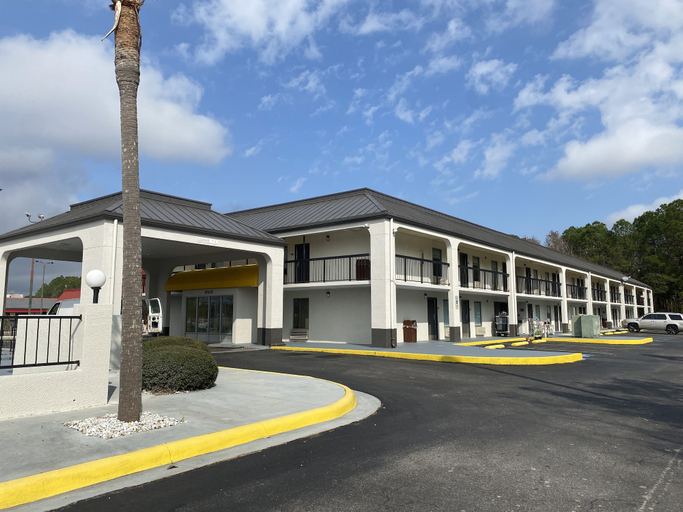 Exterior & Views 5, Days Inn by Wyndham Moss Point Pascagoula, Jackson
