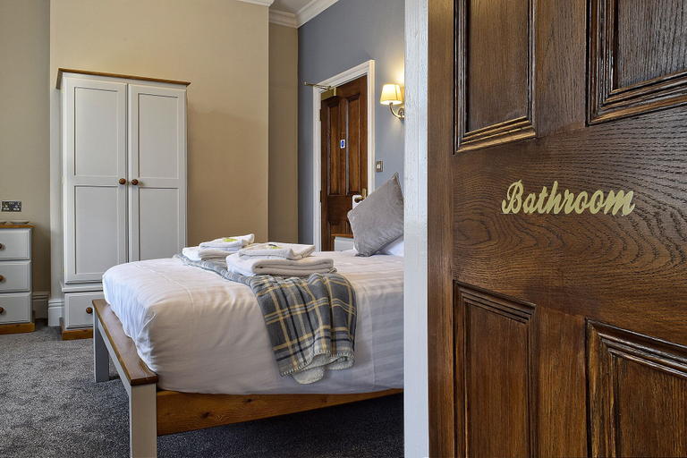 Bedroom 2, The Seven Stars, Dudley
