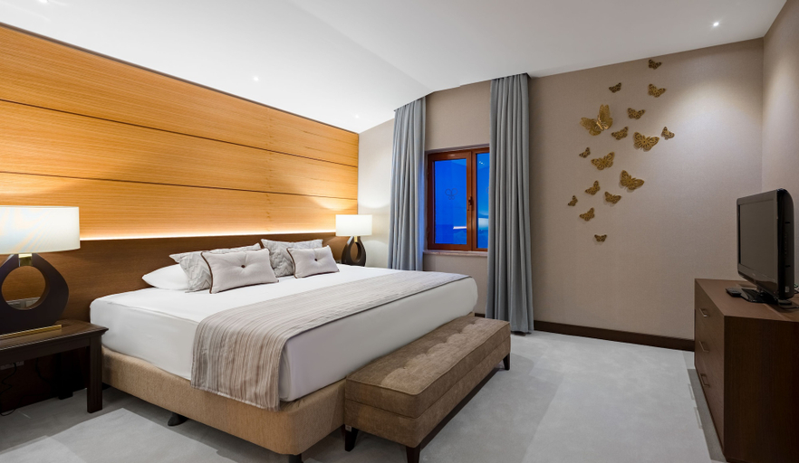 Bedroom 4, Papillon Belvil Holiday Village - All Inclusive, Serik