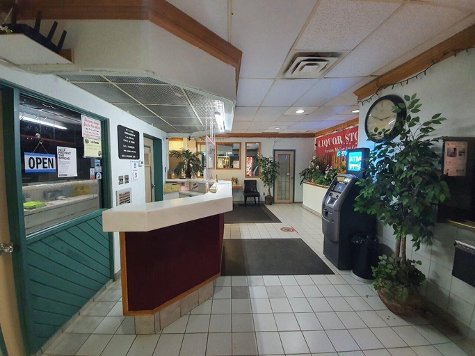 Public Area 2, Sundre Motor Inn, Division No. 6