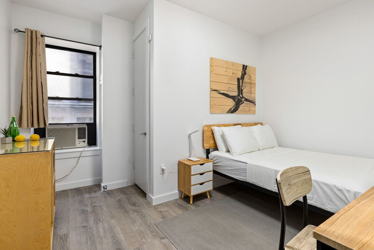 Others 3, NEW The Gramercy Park Studios, New York