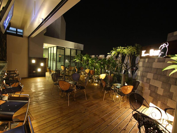 Food & Drinks 5, Grand Earl Hotel, Yulin
