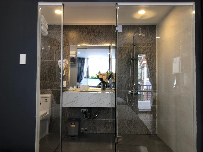 Bathroom 3, Minh Nguyen Hotel, Đà Lạt