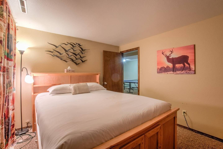 Bedroom 4, 4BR Entertainer AF Academy Hot Tub, Firepit!, El Paso