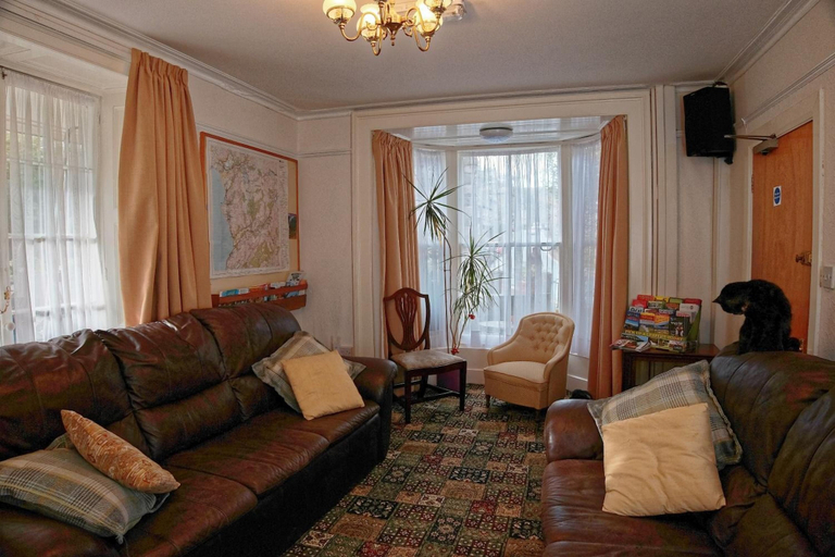 Others 4, Ivy House, Gwynedd
