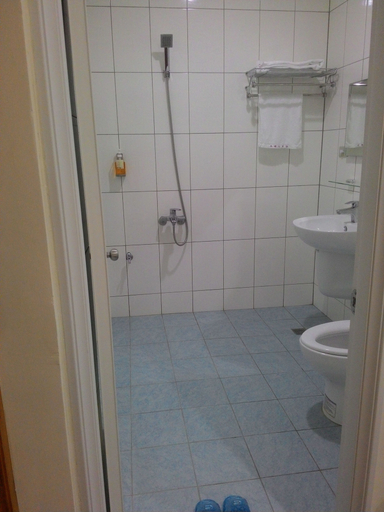 Bathroom 3, Blockhead Bed and Breakfast, Taitung
