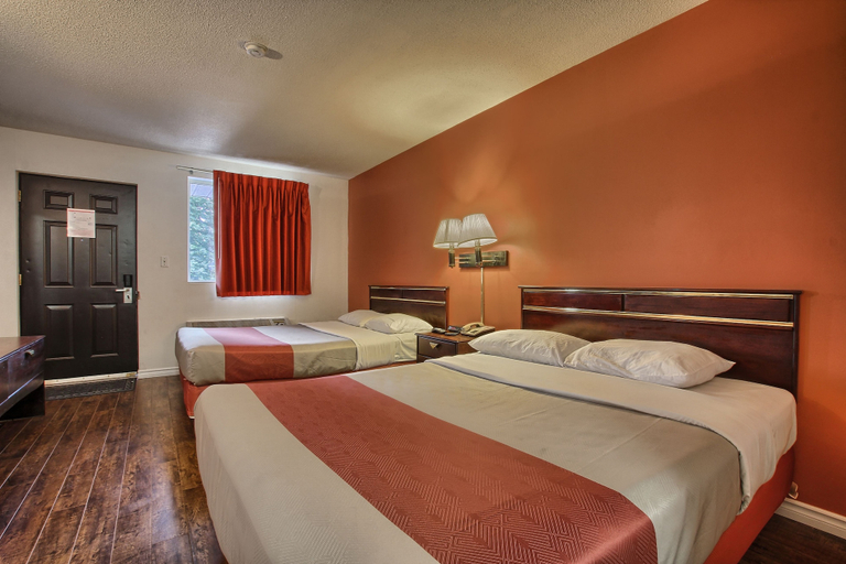 Bedroom 4, Motel 6 Windsor, ON, Essex