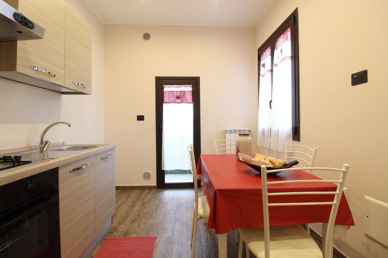 Others 5, B&B Corso Roma, Brindisi