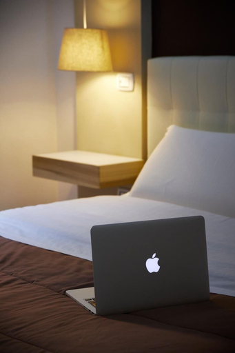 Bedroom 5, 360 Hospitality, Salerno