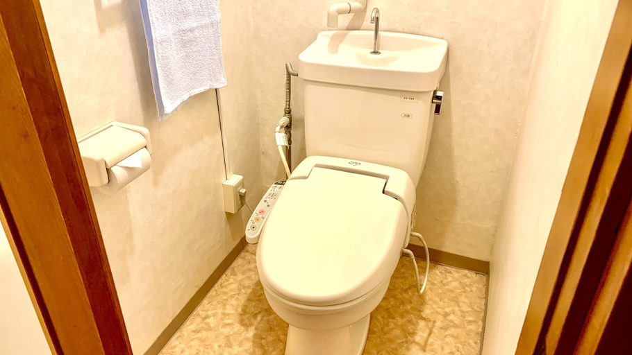 Bathroom 4, Hotel Yunomoto, Komono
