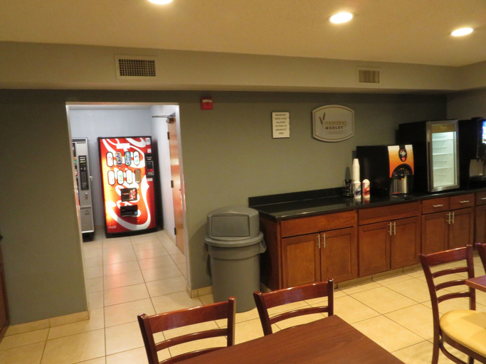 Food & Drinks 5, Rodeway Inn Austell Six Flags, Cobb