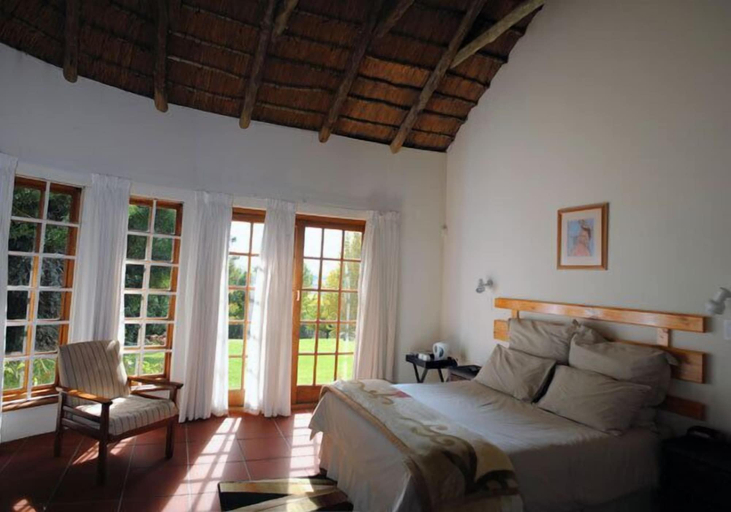 Bedroom 2, Maclear Manor Guesthouse, Joe Gqabi