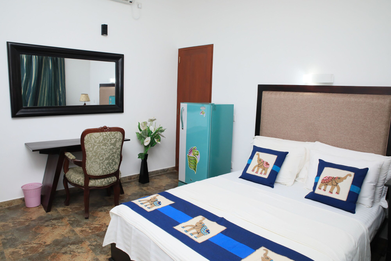 Bedroom 3, Mothers Place Nimala, Hikkaduwa