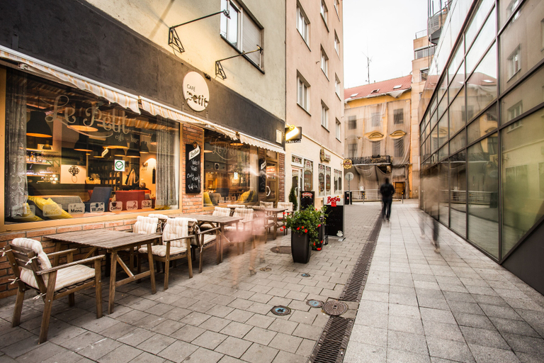 Food & Drinks 5, Le Petit, Bratislava I