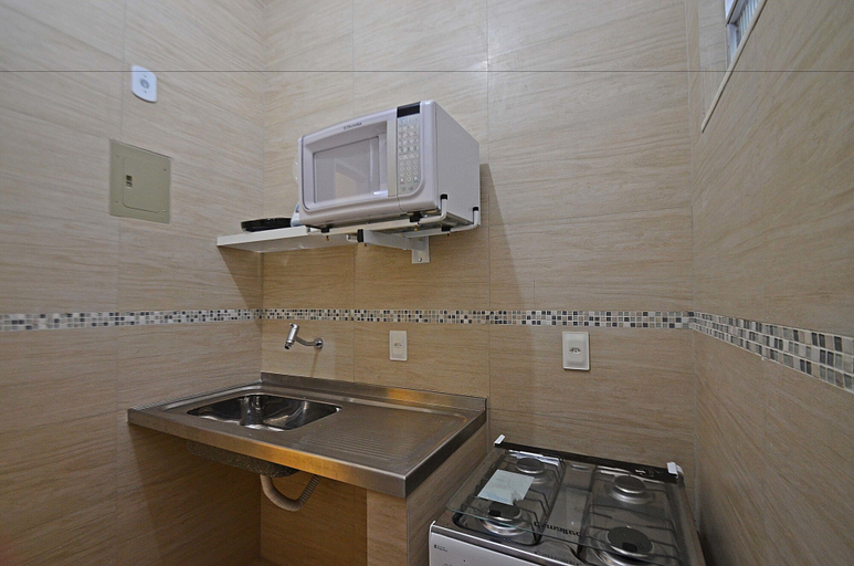 Others 3, Rio Rentals 021- C074 Studio na quadra da praia de Copacabana, Rio de Janeiro