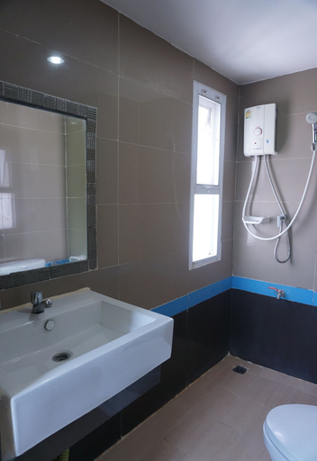Bathroom 4, Puangpech Place, Muang Lampang