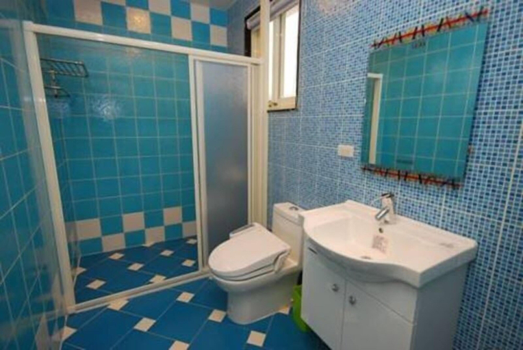 Bathroom 3, Water House, Miaoli
