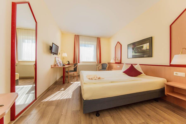 Bedroom 3, Hotel Montana Diemelstadt, Waldeck-Frankenberg