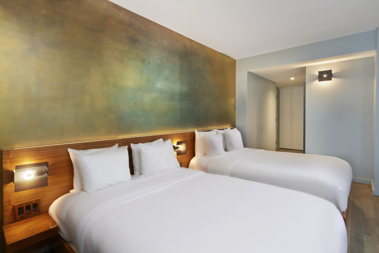 Bedroom 5, Truss Hotel Times Square, New York