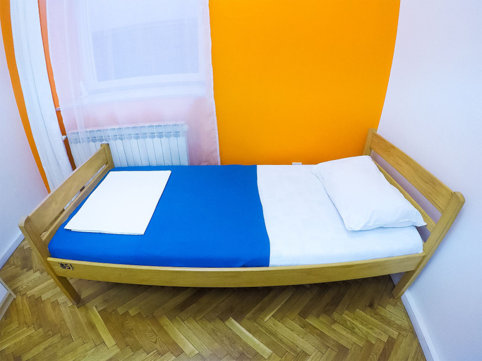Bedroom 3, Whole Wide World Hostel & Bar, Zagreb