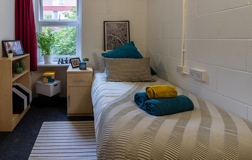 Bedroom 5, Wood Green Hall - Campus Accommodation, London