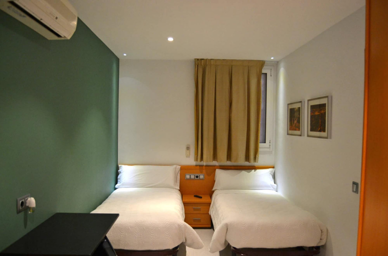 Bedroom 3, Hostal Apolo, Barcelona