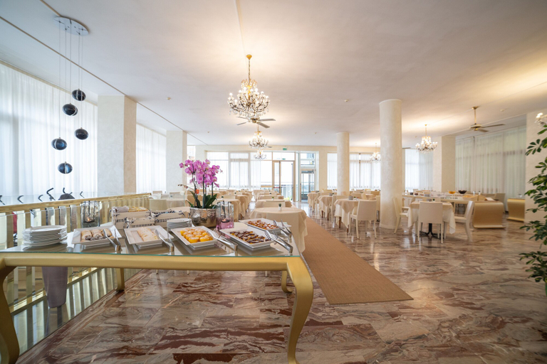 Food & Drinks 4, Hotel Universal, Rimini