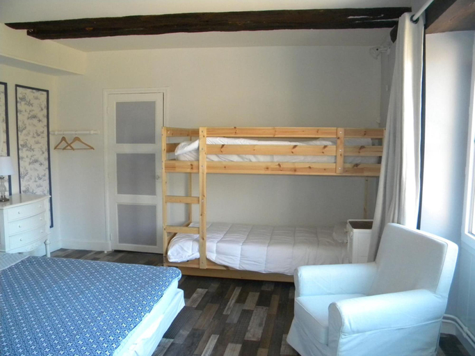 Bedroom 3, Chambres d'hôtes du Domaine Val Bruant, Haute-Marne