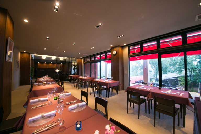 Food & Drinks 5, The Guernsey Hotel & Resort, Taketa