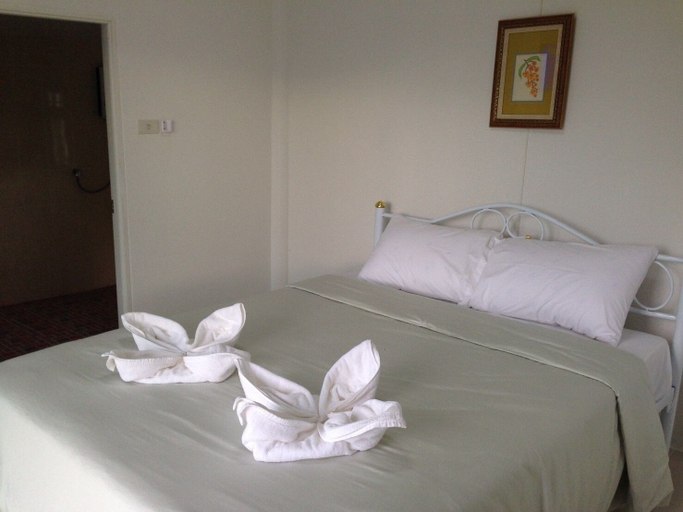 Bedroom 2, Baansuan Keb Tawan Resort, Muang Lop Buri