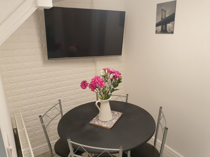 Others 5, Marlow's Emerald 3 Bedroom House, Buckinghamshire
