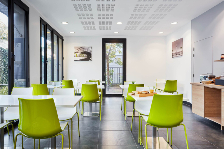 Food & Drinks 4, Aparthotel Adagio Access Paris Bastille, Paris