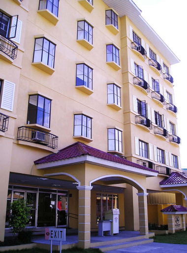 Exterior & Views 16