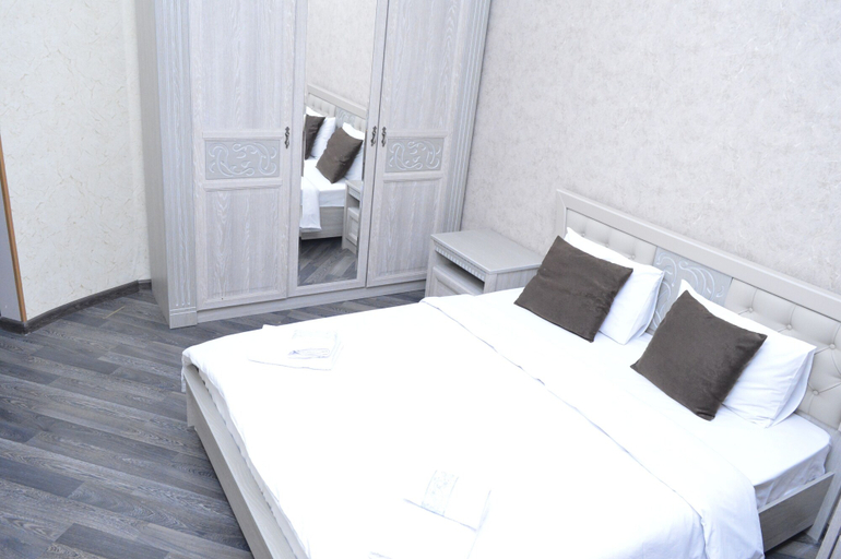 Bedroom 2, Olympic Hotel