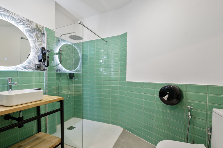 Bathroom 4, Hotel Málaga City Suites, Málaga