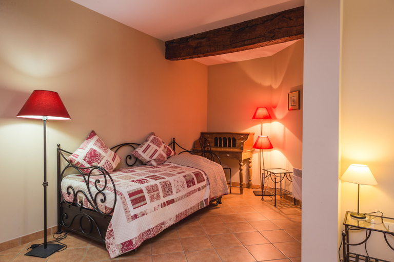Bedroom 5, Le Relais du Grand Logis Cadarache ITER, Vaucluse