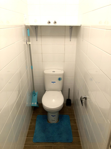 Bathroom 3, Tonkin Komsomolskaya, North-Eastern
