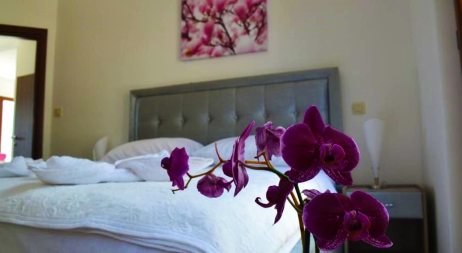 Bedroom 3, Bocche di Cattaro Apartments