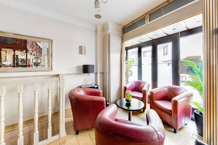 Others 5, Crystal Hotel, Hauts-de-Seine