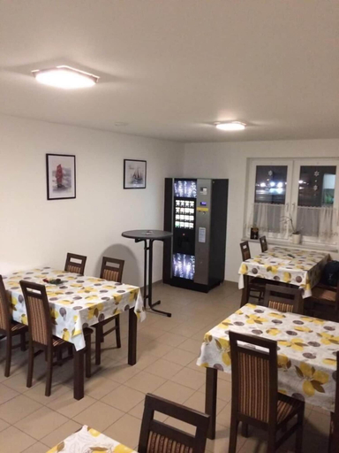 Food & Drinks 5, Penny-Pension, Helmstedt