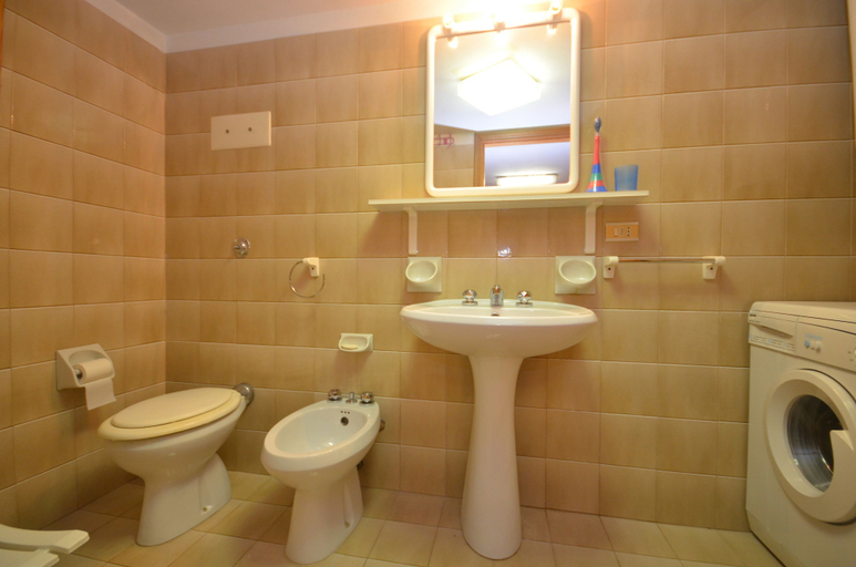 Bathroom 3, Villa Betty, Udine