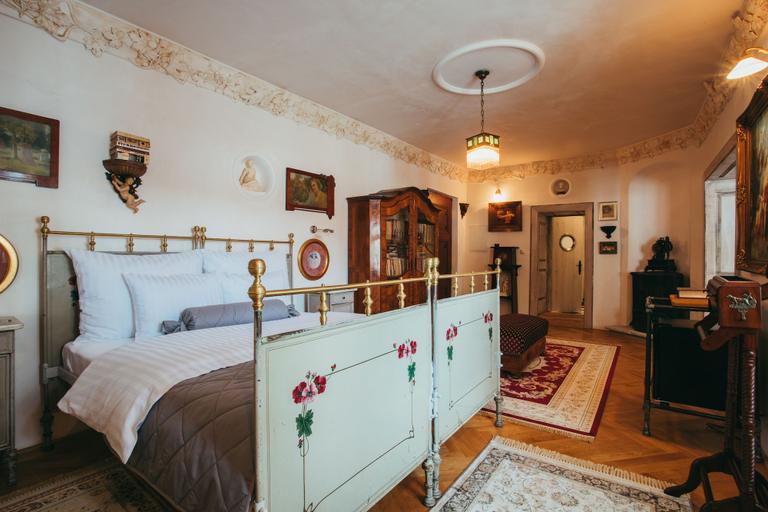 Bedroom 3, Divná Pani Luxury Gallery Rooms, Banská Štiavnica